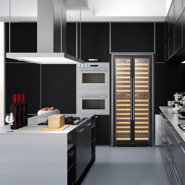 Custom image caption