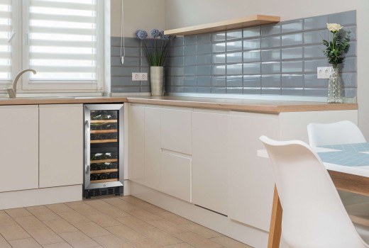 LW28D Compressor Air-Cooled Wine Cooler Is More Worthy Of Your Choice LW28D Compressor Air-Cooled Wine Cooler Is More Worthy Of Your Choice